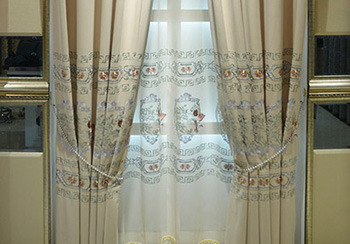 2016年窗帘设计与花型延展--“现代中式窗帘”